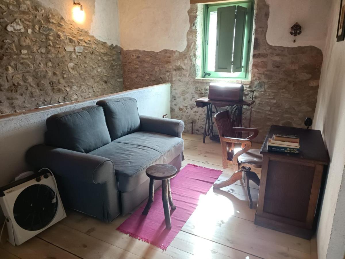 Vivalidays Casa Rural Anna Mieres Gerona Eksteriør bilde
