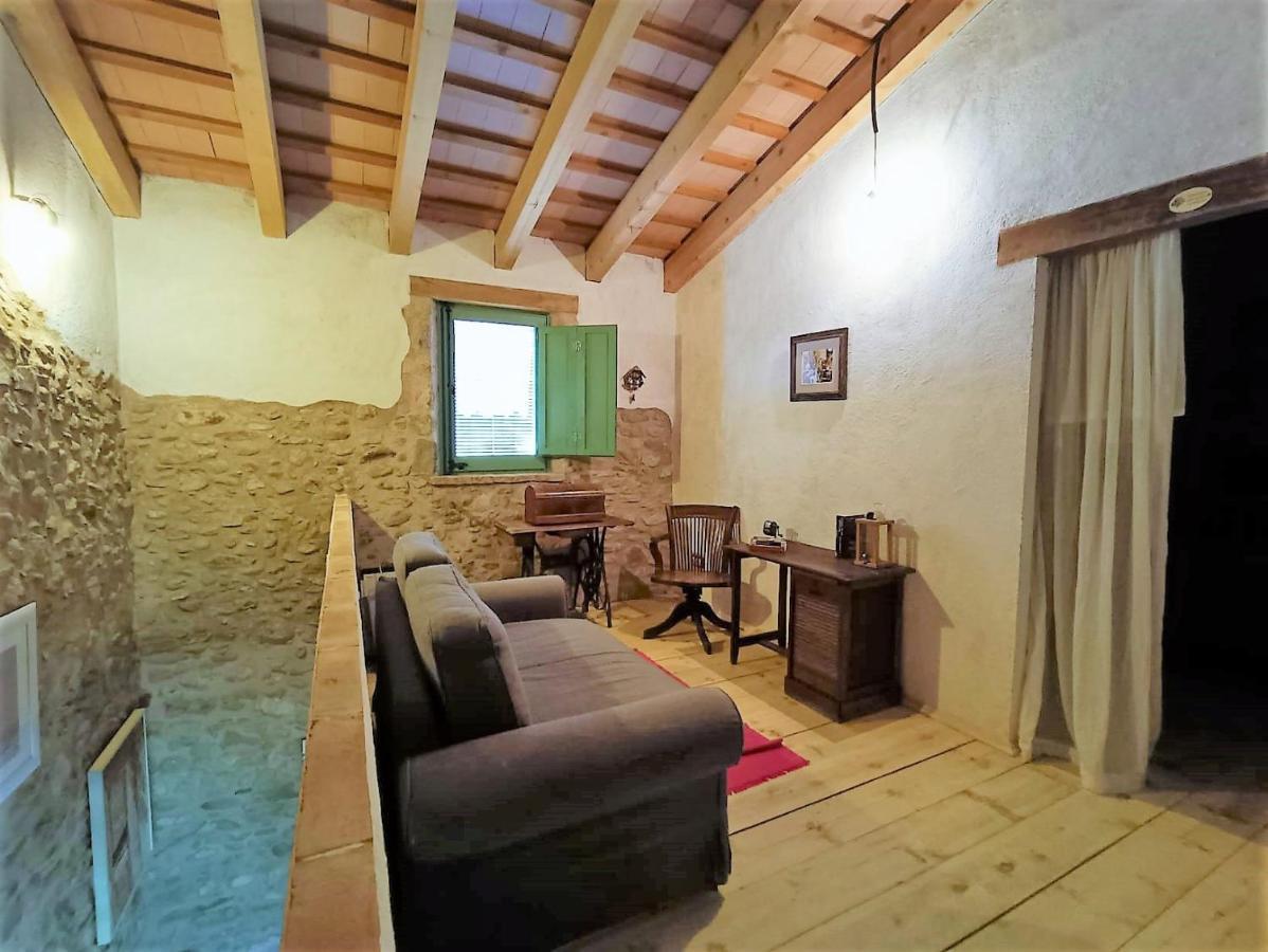 Vivalidays Casa Rural Anna Mieres Gerona Eksteriør bilde